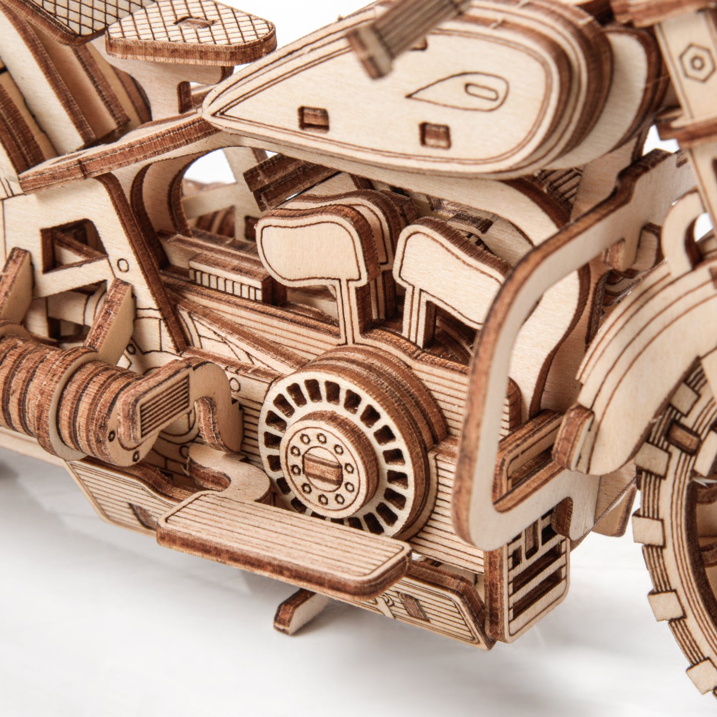 Drewniane Puzzle Model 3D - Motor Comanche