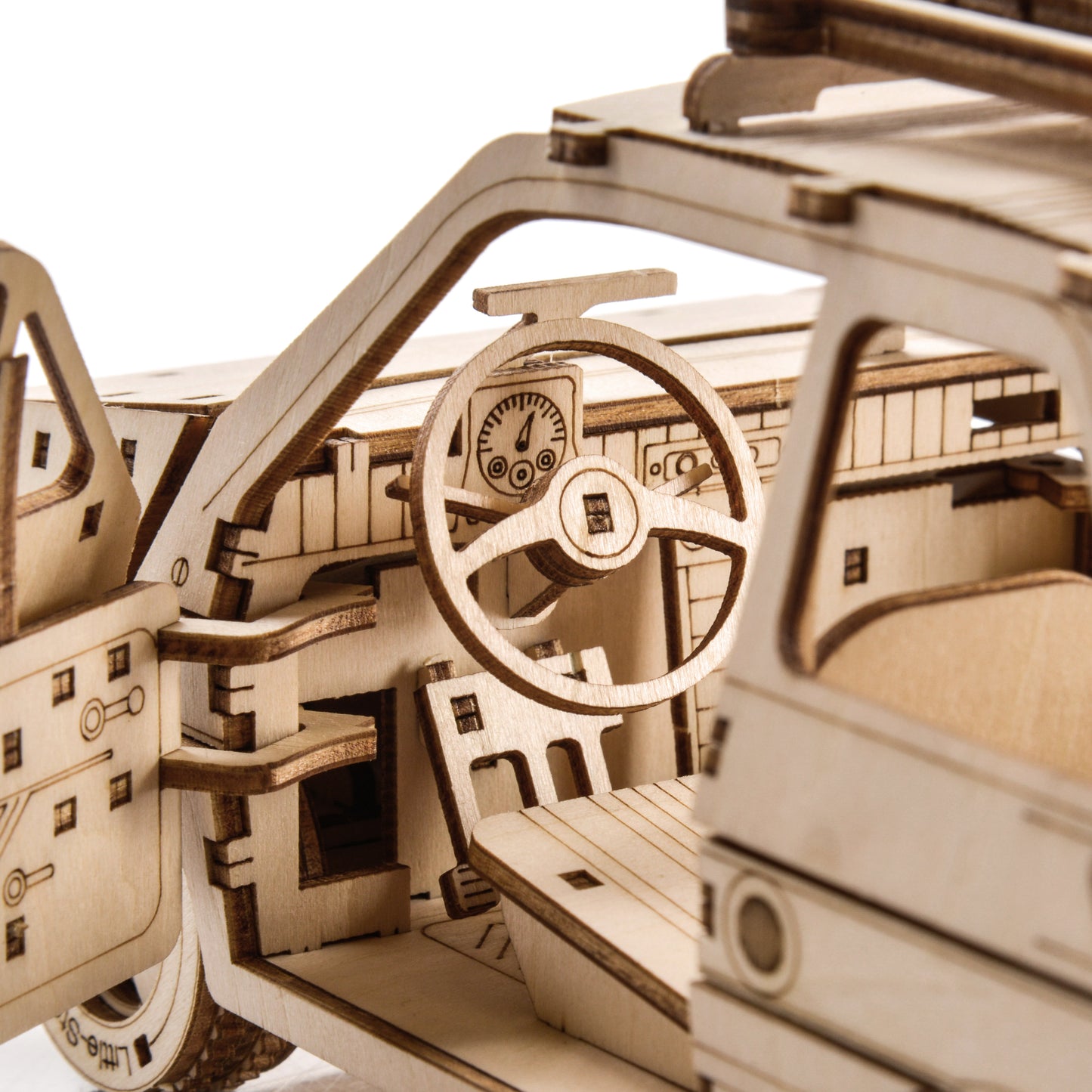 Drewniany model samochodu 3D – Fiat 126P