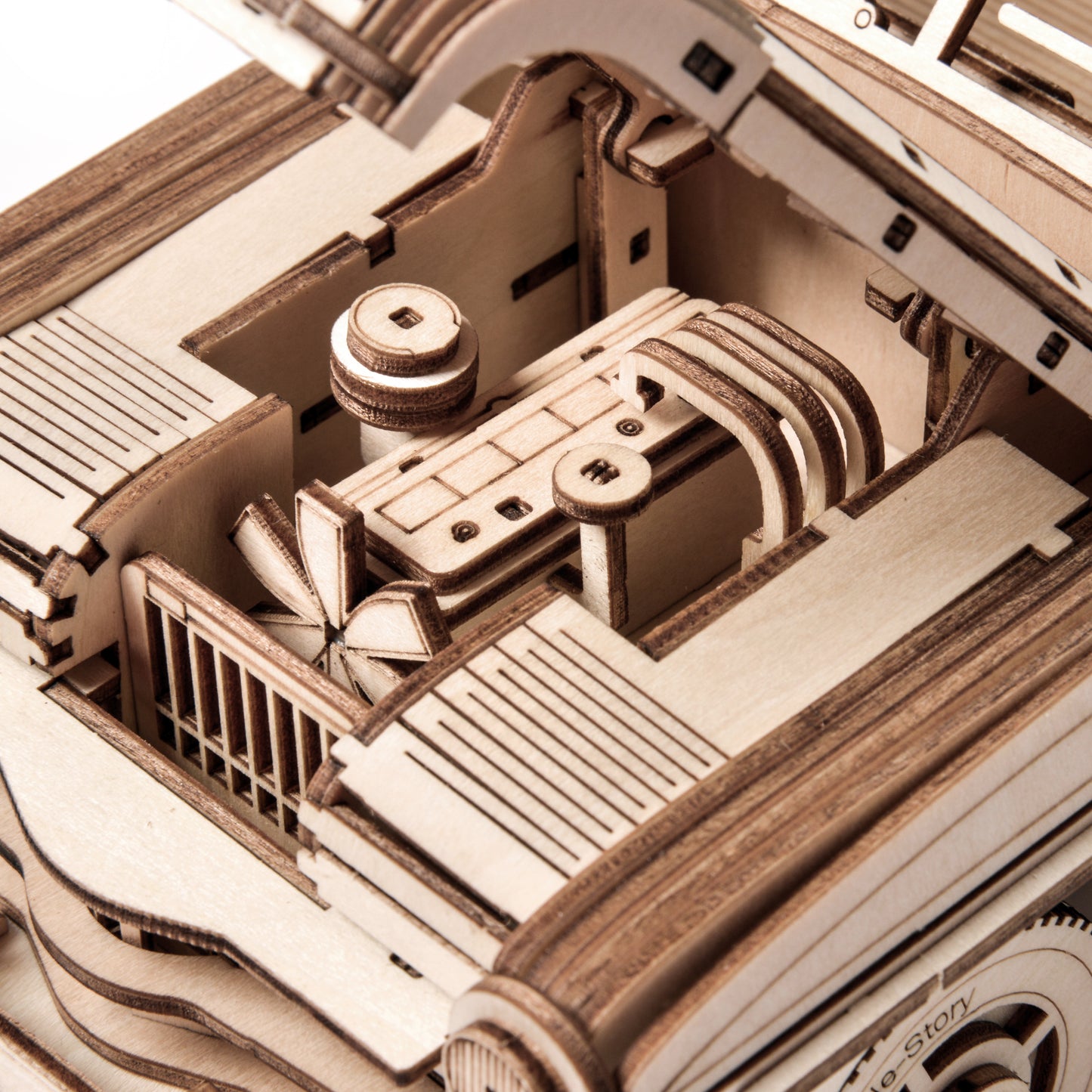 Drewniany model samochodu 3D – FSO Warszawa