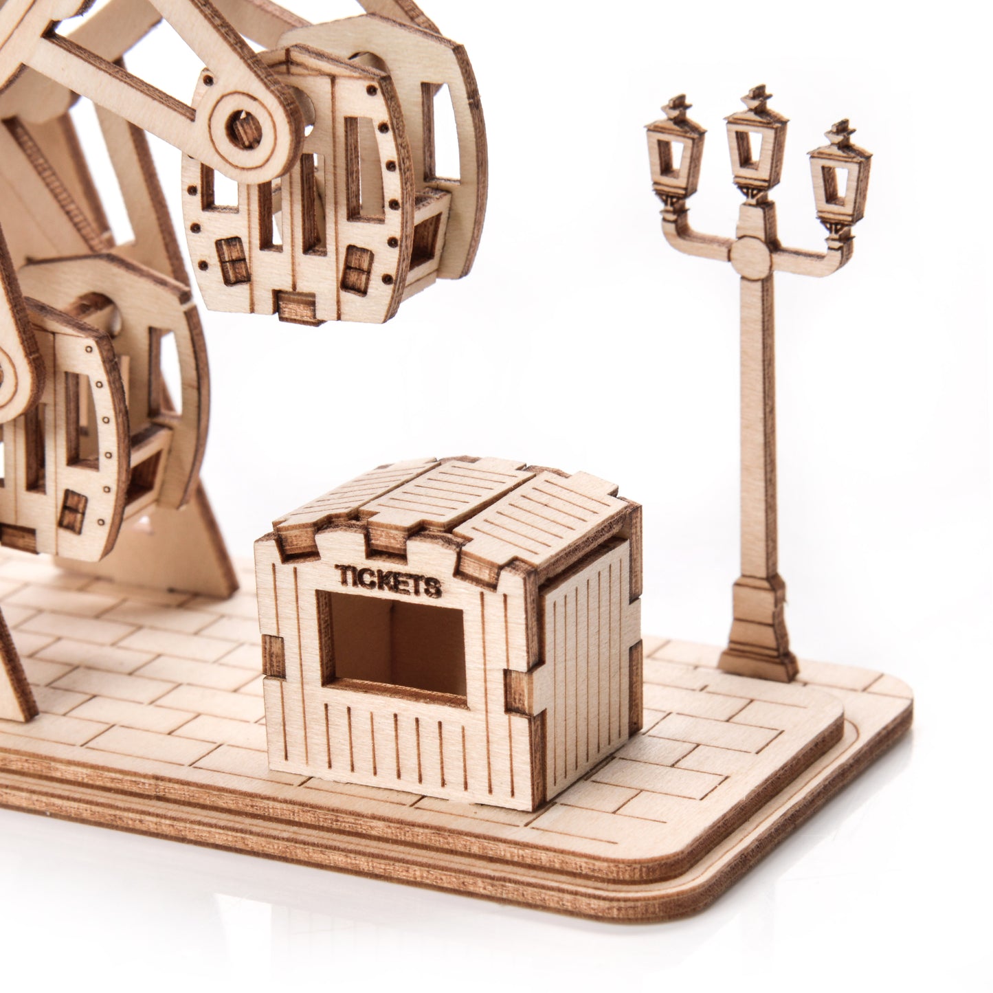 Mała Historia Drewniany Model 3D Puzzle DIY - Diabelski Młyn